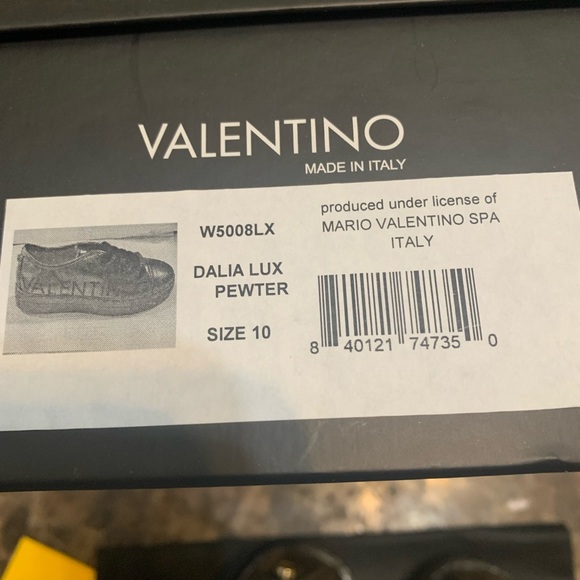 Valentino by Mario Valentino Dalia Luxe Platform Sneakers Pewter SZ 10 Brand New - Picture 9 of 16